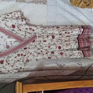 Boho floral Blush dress tag size 2